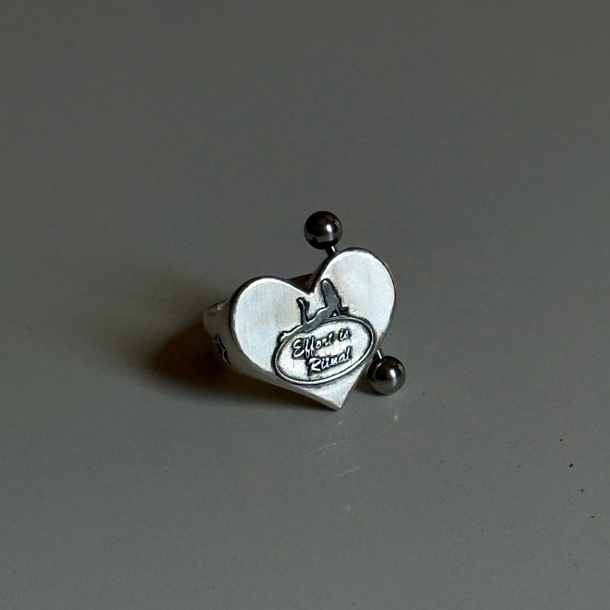 Effort is ritual ring – Twelve