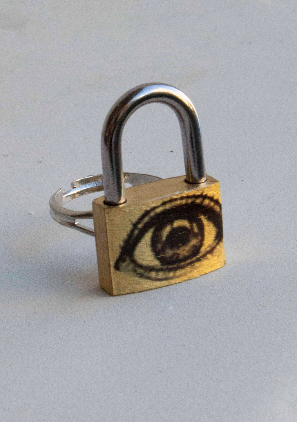 Eye Ring