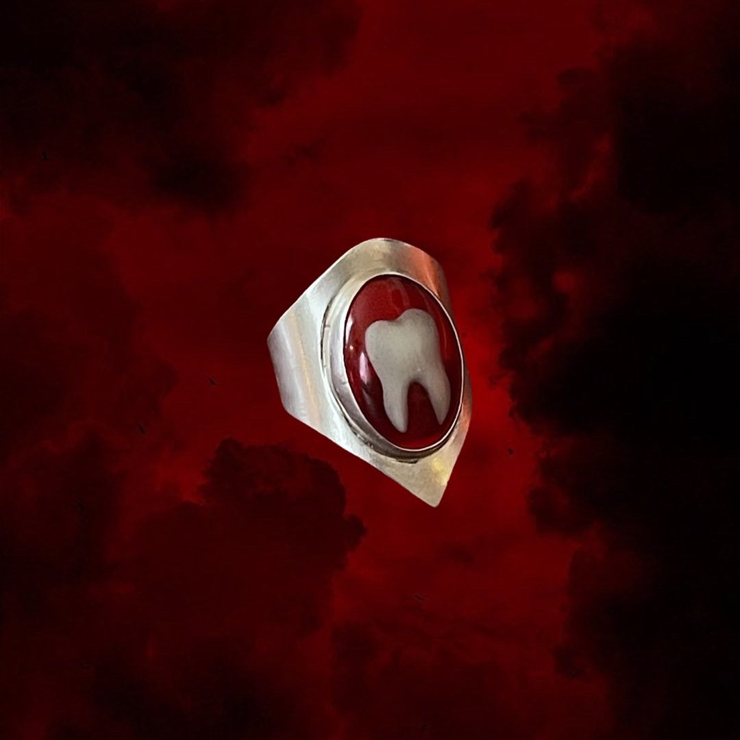 RINGS – Twelve